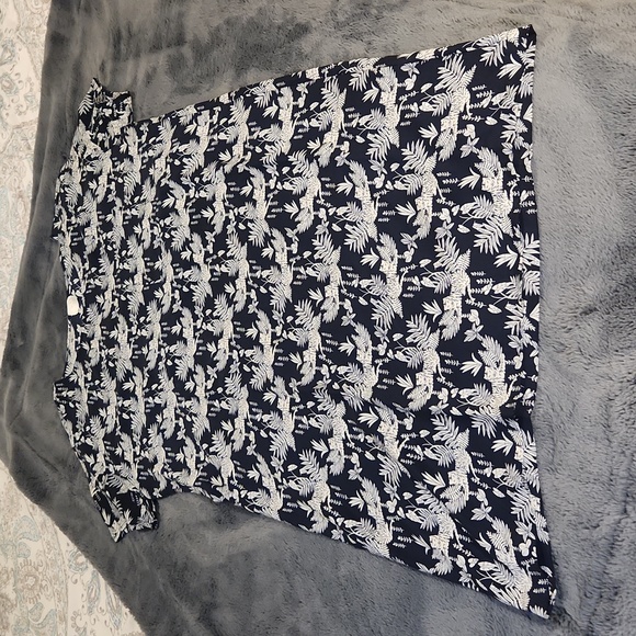 Silk dress - Picture 3 of 8